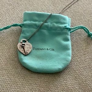 Return to Tiffany Heart Tag with Key Pendent